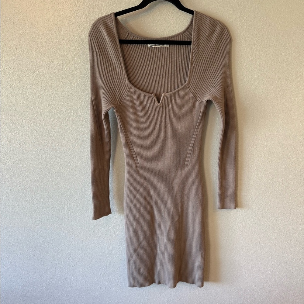 Abercrombie & Fitch Taupe Long Sleeve Dress